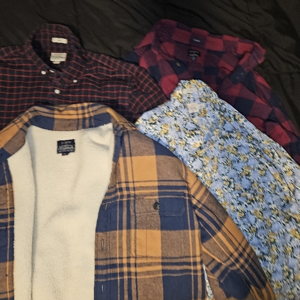 American Eagle Plaid Flannel Shirts